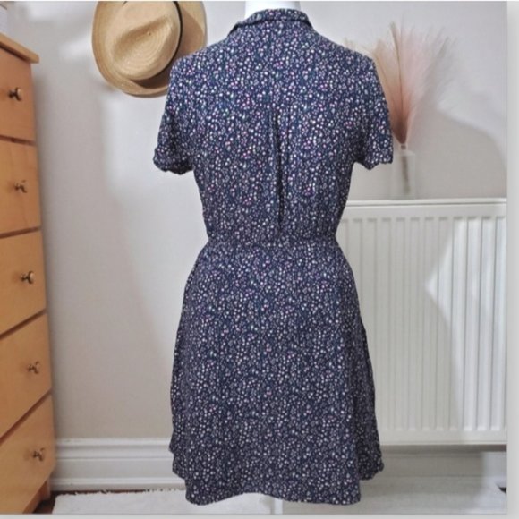 MONTEAU Los Angeles- Vintage Style Collar Button Down Dress - Picture 2 of 12